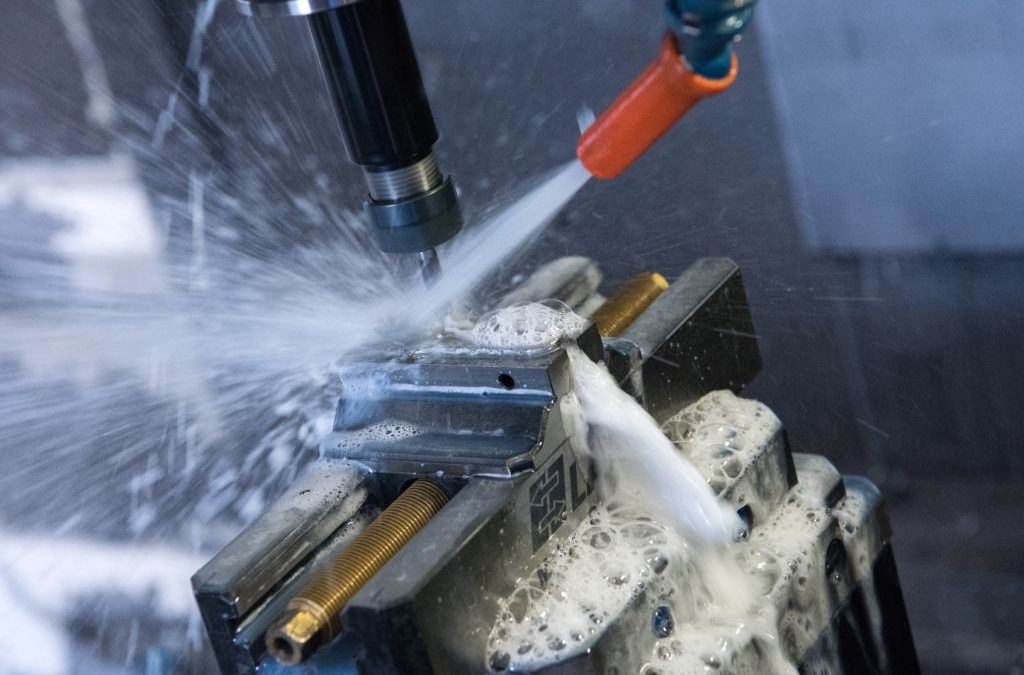 ZERSPANUNGSTECHNIK – CNC-FRÄSER:IN